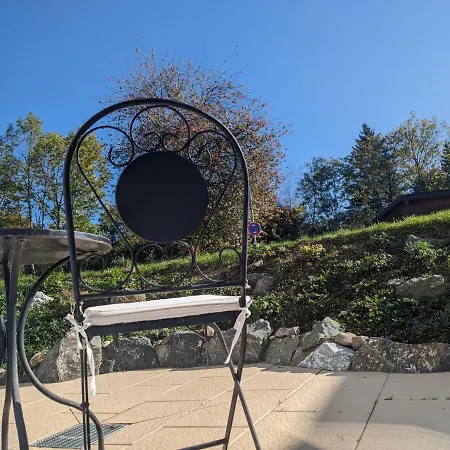 Seeperle Souterrain 公寓